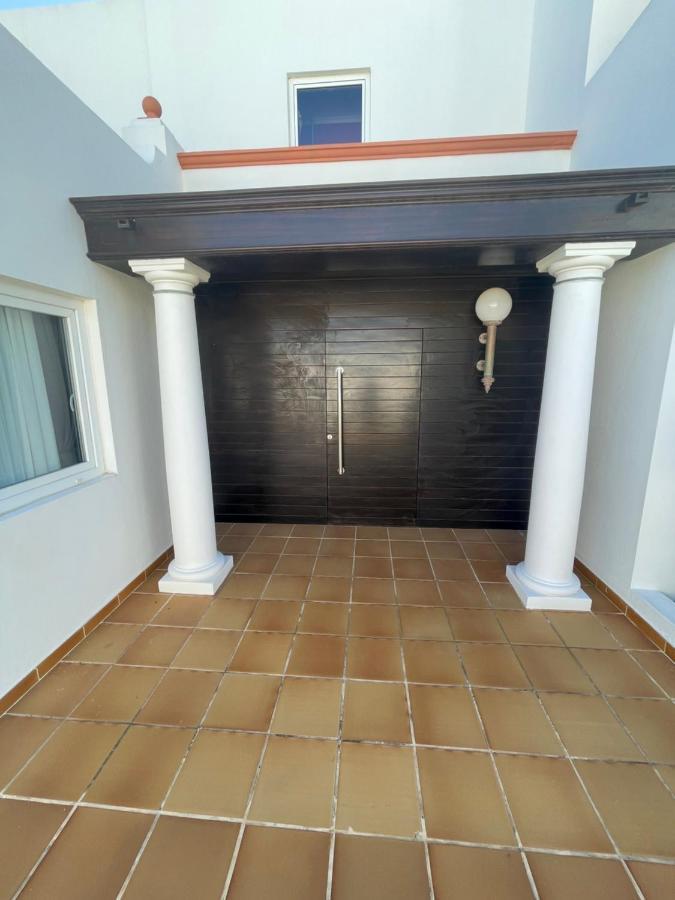 Villa Canis 蒂亚斯 外观 照片
